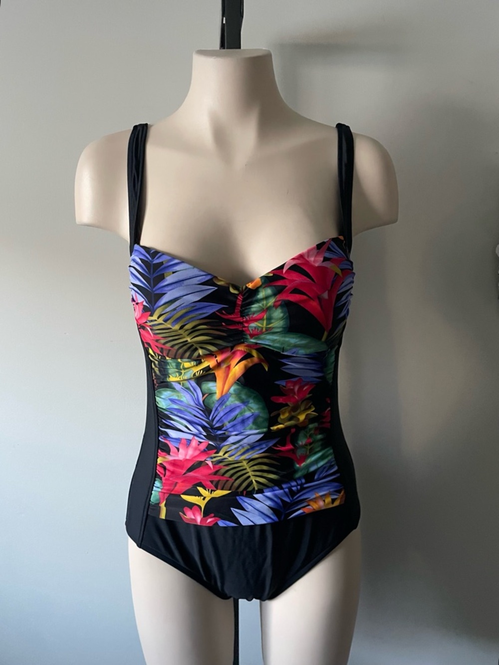 Maxine Of Hollywood One Piece Swimsuit Floral Tropical Botanical Size 8 Medium